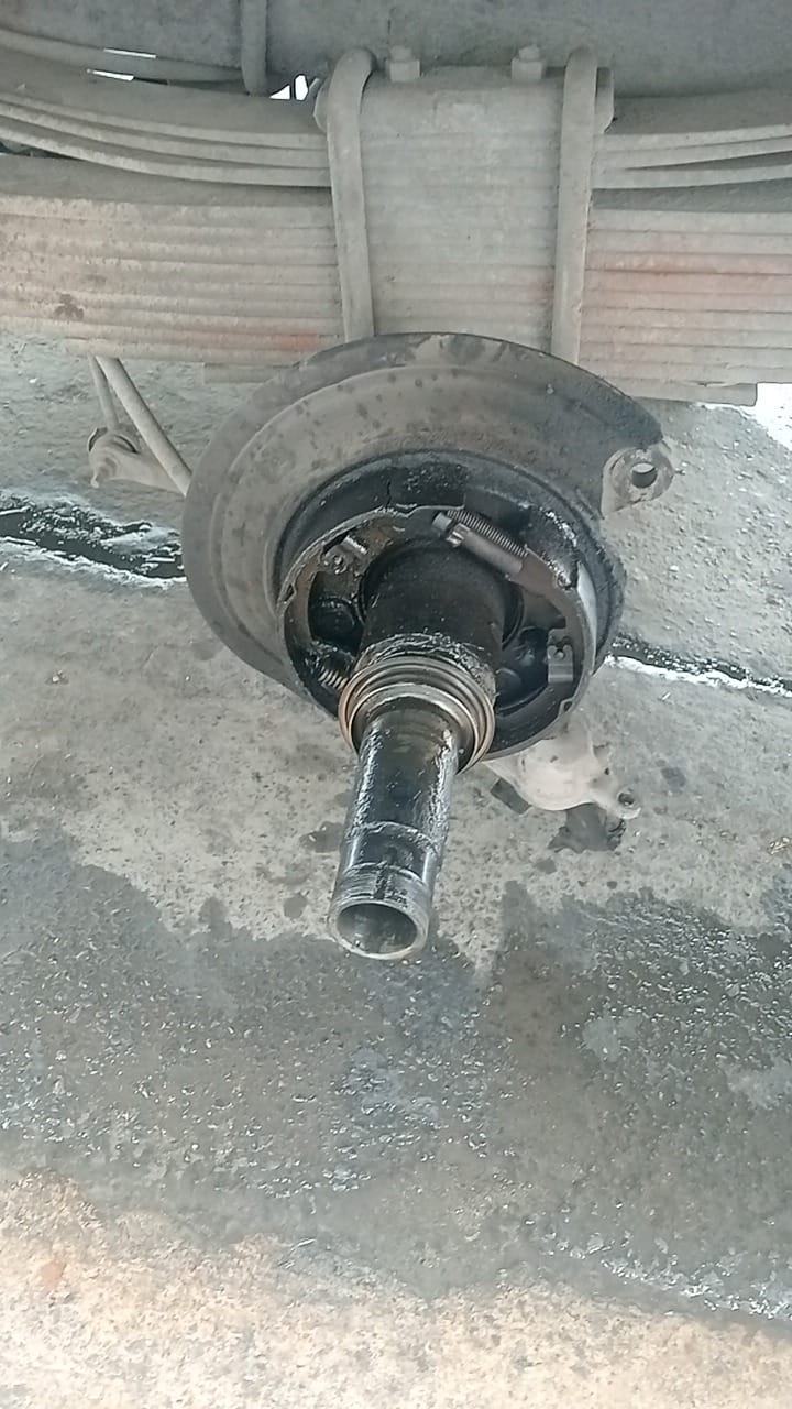 Espiga sucia y desgastada en la unidad